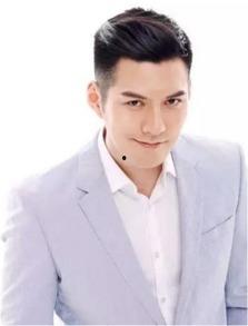 网友爆料严屹宽整容视频,网友爆料视频引发热议  第2张